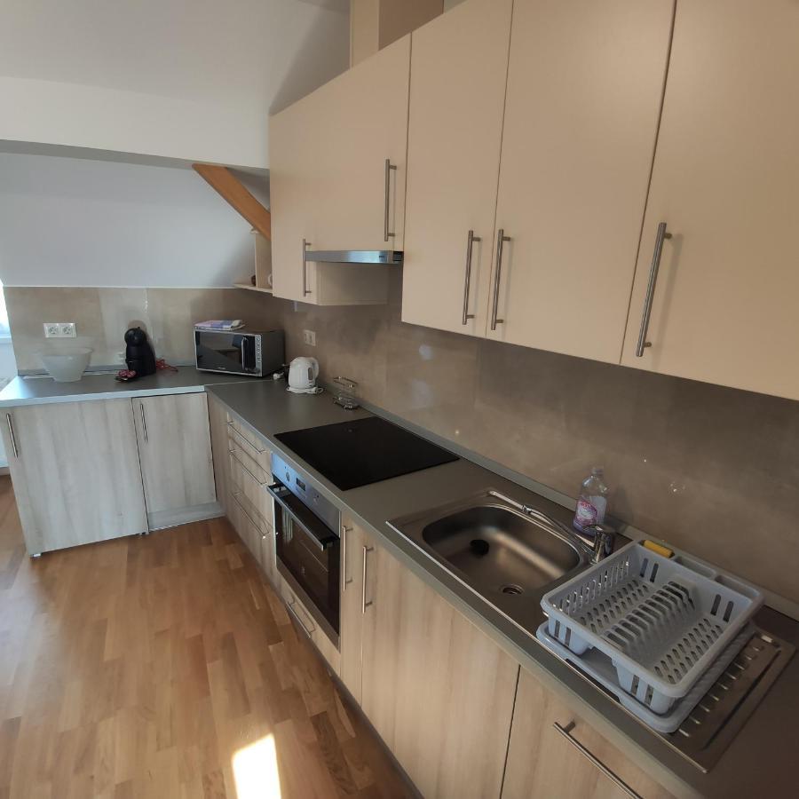 Fabi 2 Apartment Heviz Exterior photo